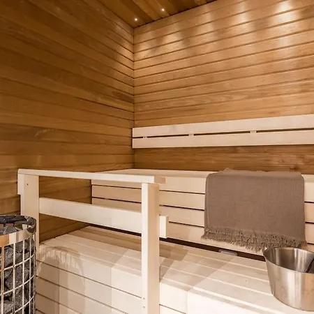 Semi-detached Scandinavian House With Great Location Apartmán *